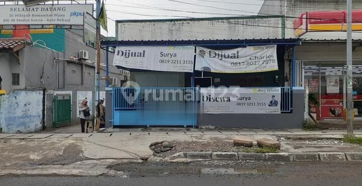 Shop house on Sultan Agung Main Road, West Bekasi.