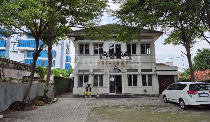 Bangunan Cocok untuk Resto di Bekasi