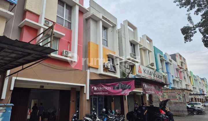 Ruko Lantai 1 di Harapan Indah Bekasi