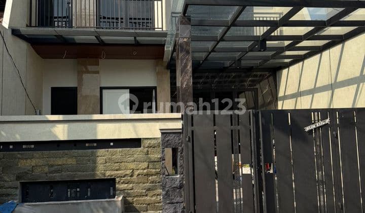 Dijual Rumah 2 Lantai Dalam Cluster Harapan Indah Bekasi