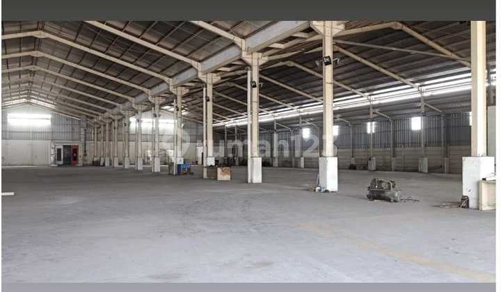 Dijual / Disewakan Gudang/Workshoop Strategis Dipinggir Jalan Bekasi Utara