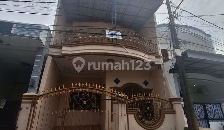 Rumah 2 Lantai di Taman Harapan Baru Bebas Banjir