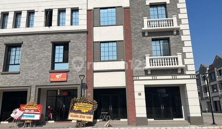 disewa ruko osaka pik 2 uk 4.5x15 3 lantai lokasi strategis harga termurah