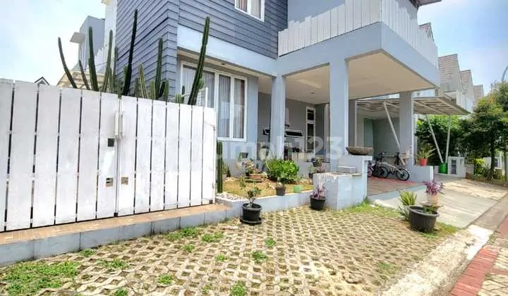 Rumah Hoek Siap Huni Dengan Pool Cluster Discovery Residence