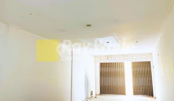Ruko di Parakan Saat Antapani Bandung