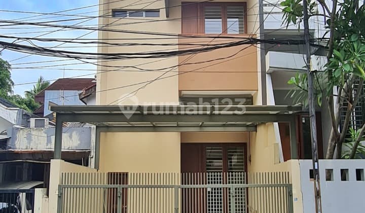 Dijual Rumah Baru Pondok Indah