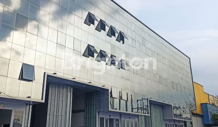 gudang Prepedan bangunan 5 lantai, Cengkareng, Jakarta Barat