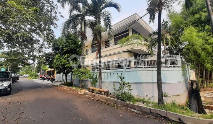 RUMAH PREMIUM TAMAN DAAN MOGOT SIAP HUNI DI JAKARTA BARAT