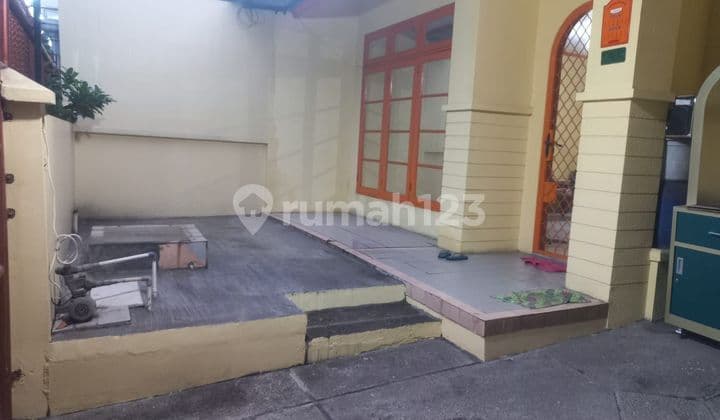 Rumah bebas banjir di duta garden blok A