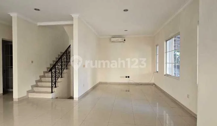 For Rent: House 8x20 Green Lake City, Min. 2 Years, Ready April