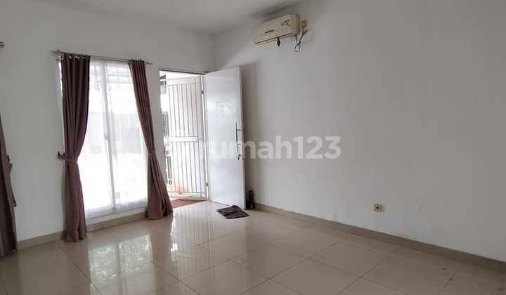 P Yen Disewakan Rumah 8X15 Australia Green Lake City Min. 2 Thn