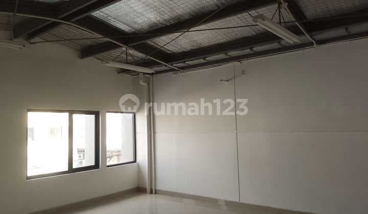 Disewakan Gudang 1,5 Lantai Uk 6X20 di Taman Tekno BSD City