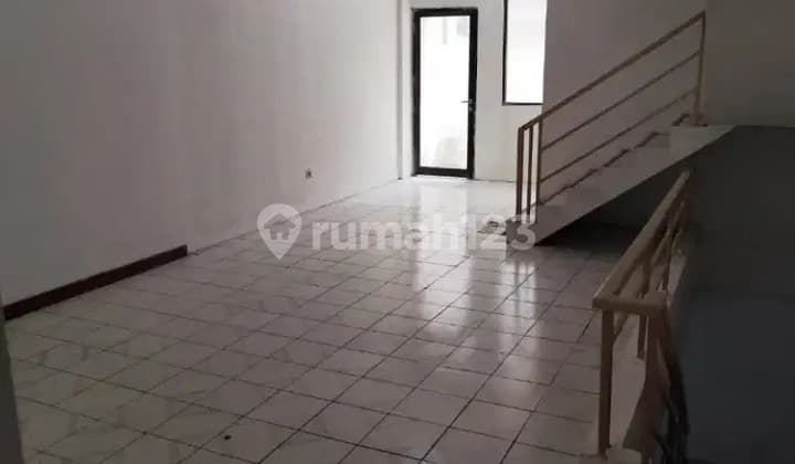 P Js Disewakan Ruko 3,5 Lantai di Green Garden Min. 2 Thn