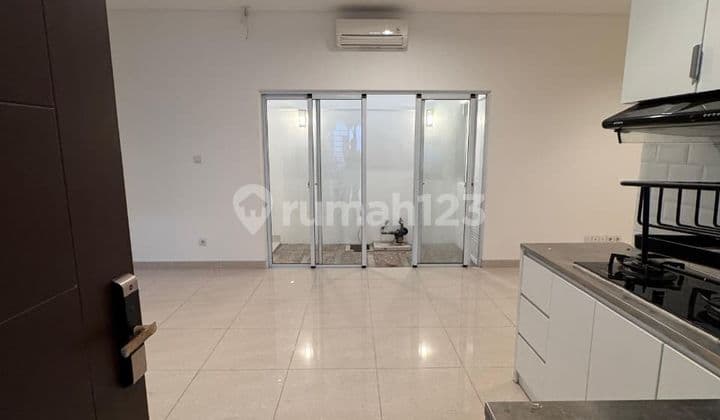 For Sale Quick 8X12 Move-in Ready House at Riviera At Puri