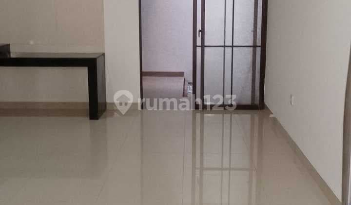 P Cyn Disewakan Rumah 4X15 Kosongan East Asia Green Lake City