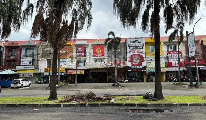 Disewakan Ruko Siap Pakai di Bulevar Hijau Kota Harapan Indah Bekasi Disewakan Ruko Siap Pakai di Bulevar Hijau Kota Harapan Indah Bekasi