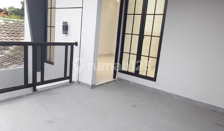 Rumah Siap Huni di Bulevar Hijau, Kota Harapan Indah Bekasi – Lokasi Premium!