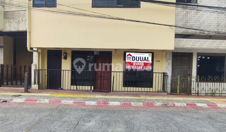 Dijual Rumah Pinggir Jalan Kampus Kesatuan Cocok Buat Buka Usaha