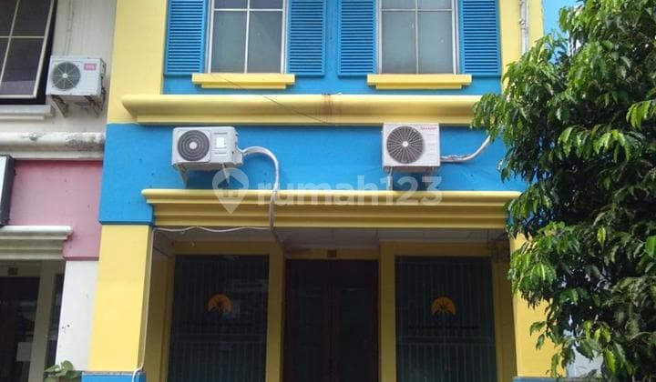 Disewakan Ruko di Plaza Niaga 1 Posisi Tengah