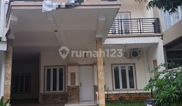 Disewakan Rumah di Cluster Venesia Sentul City 2 Lantai