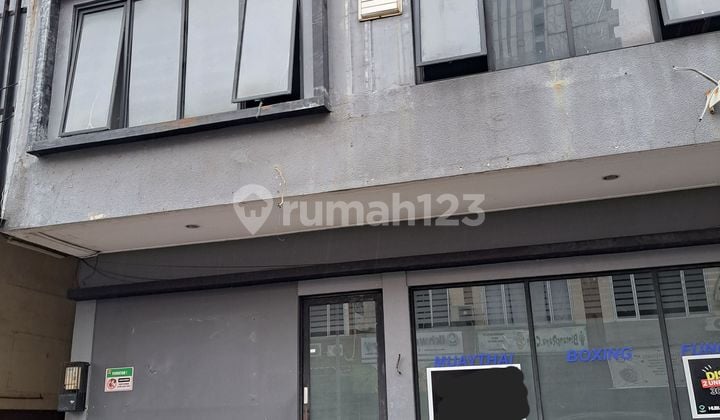 Disewakan cepat ruko 2 1/2 lantai di pasar bersih