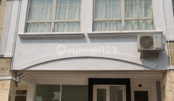 Ruko Dijual Cepat Siap Huni Srt HGB Posisi Tengah