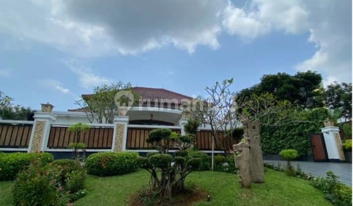 Dijual Rumah Mewah View Lsg Golf Bagus Shm