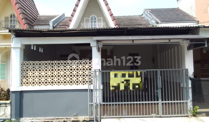 Rumah Dijual Cluster Victoria SHM.