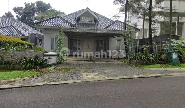 Rumah Asri dengan Swiming Pool Lokasi Teduh Srt SHM.