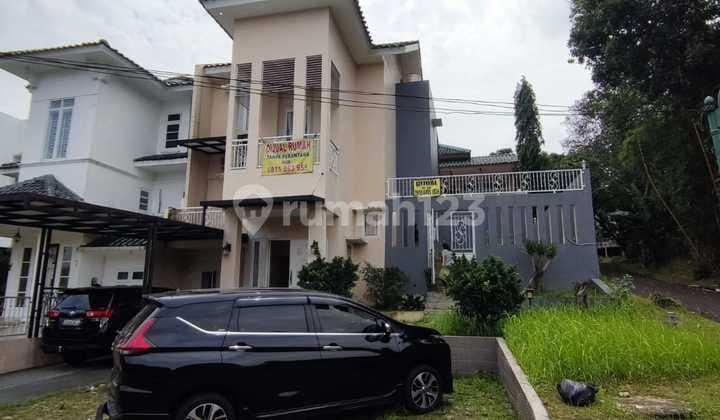 Rumah di Bukit Golf Hijau Posisi Hoek SHM.