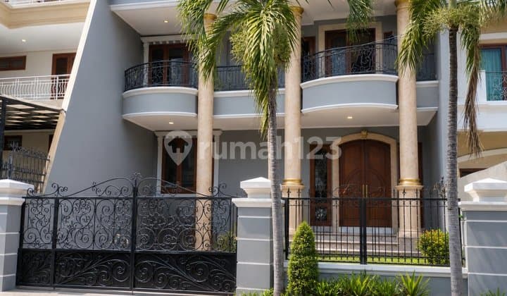 Rent a Large 3-Story House in Sunter