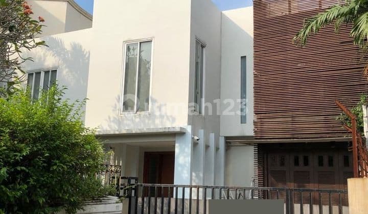 Rumah Siap Huni Di Tulodong SCBD, Jakarta Selatan **