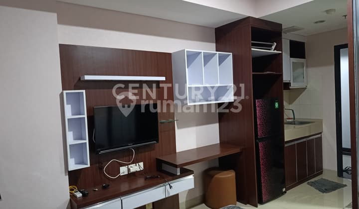 Monroe Studio Type Furnished Apartment In Jababeka