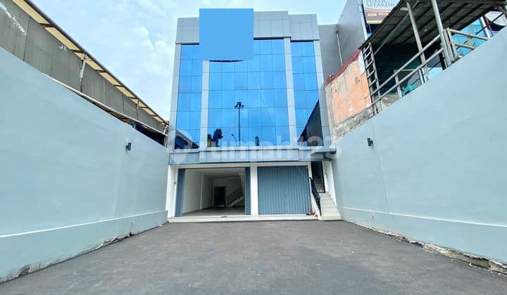Ruko Baru 2 Unit Di Jatiwaringin, Jakarta Timur **