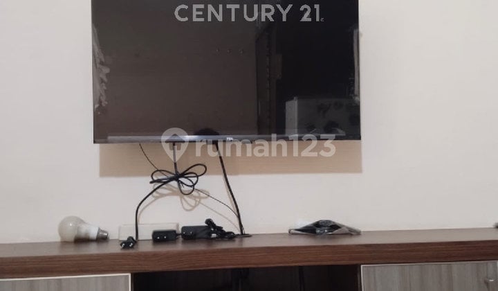 Tifolia Apartment Large Studio Type Furnished 32nd Floor