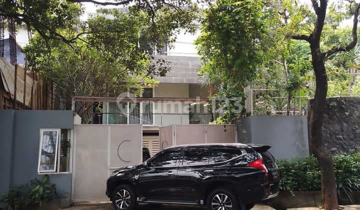 Rumah Di Margasatwa, Jakarta Selatan **