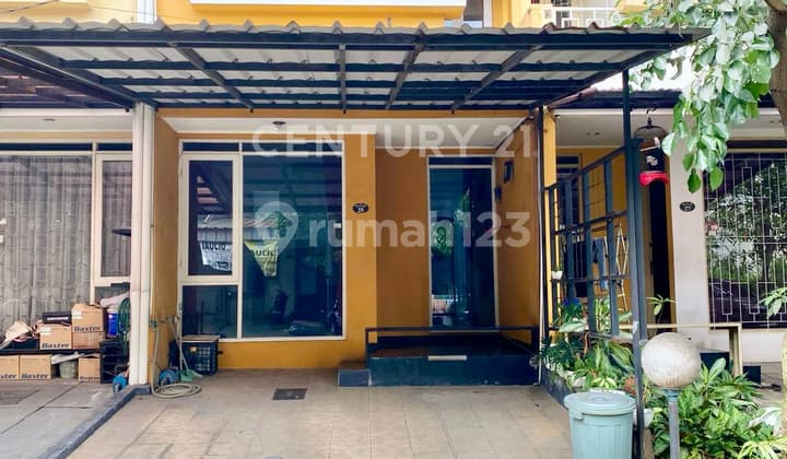 Rumah Bagus 2 Lantai Siap Huni Di Istana Regency Sudirman Bandung