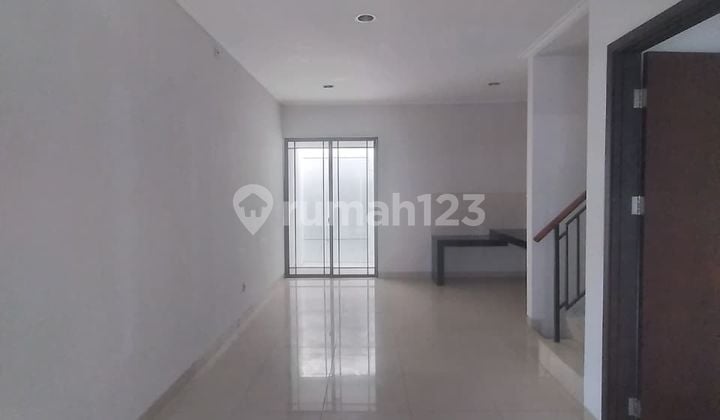 Disewakan Rumah Cluster Asia 4 Kamar Tidur Dikawasan Hunian Green Lake City Only 65jt - (PW352)