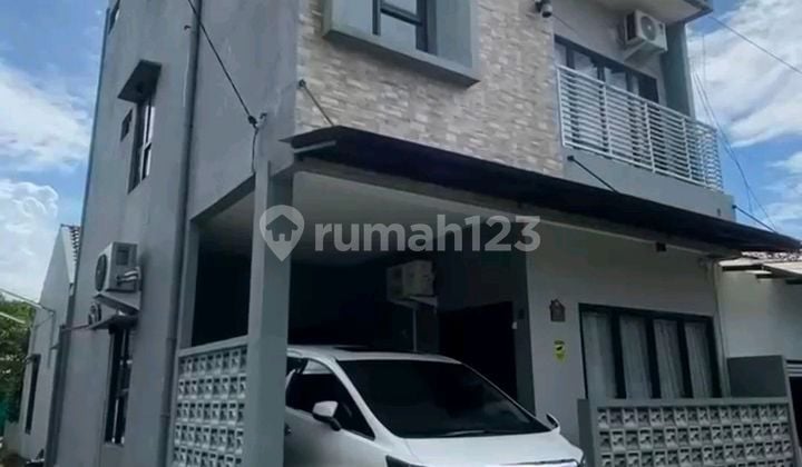 Rumah Mewah 3 Lantai Full Furnished Di Cinere
