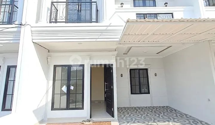 Rumah 2 Lantai di Kemang raya Cilodong Depok