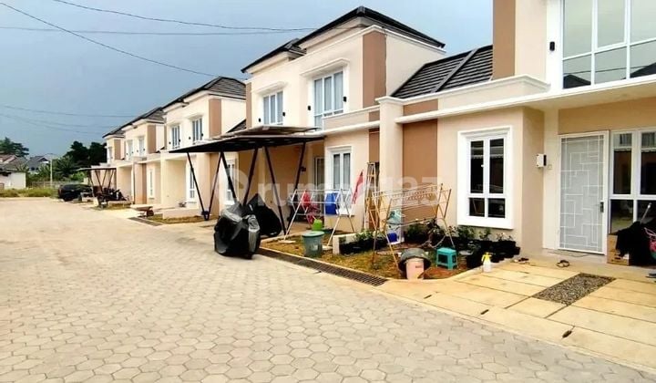 Rumah Cluster Mezzanine Siap Huni di Cilodong