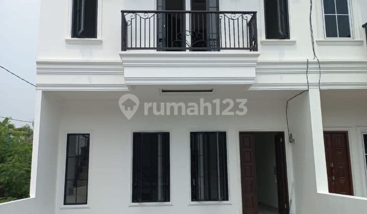Rumah 2 Lantai Siap Huni di Kalimulya Depok