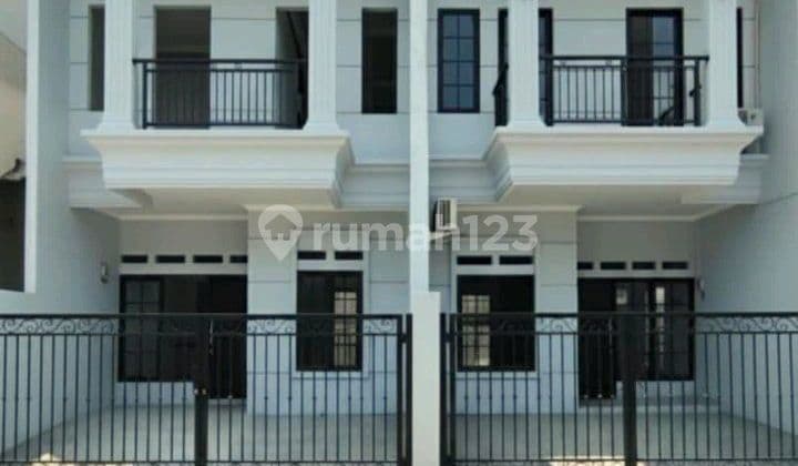 2-Story Luxury House near Juanda Toll Road Depok