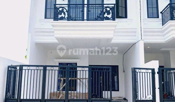 Over Kredit Rumah 2 Lantai Dekat Alun - Alun Depok