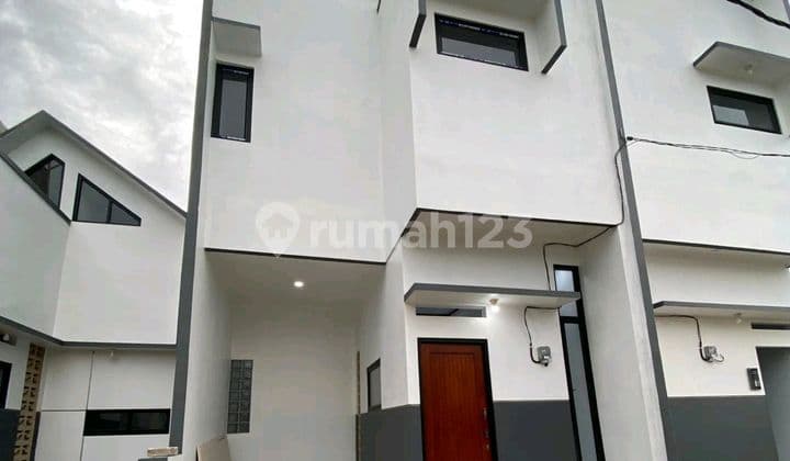 Rumah Cluster 2 Lantai Siap Huni Di Cibinong