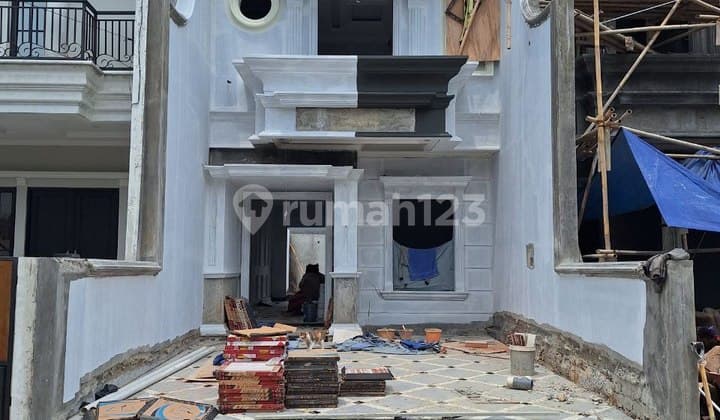 Rumah Mewah di Lokasi Premium Grand Depok City