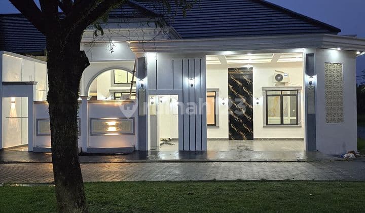 Rumah 4 Kamar Hoek Tanah Luas 207 di Citra Indah City