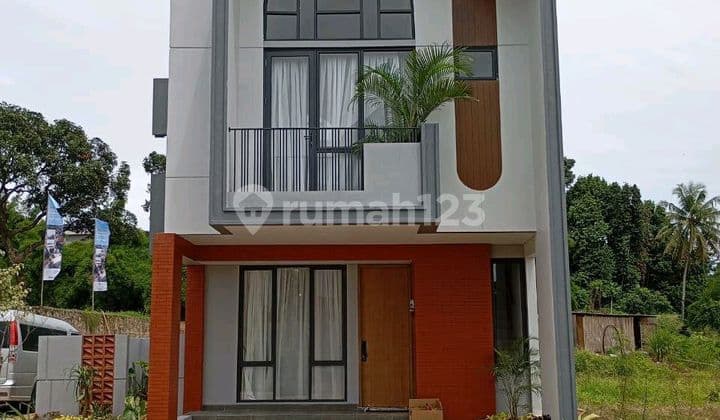 Hunian Exclusive 2 Lantai Di Jalan Raya Parung