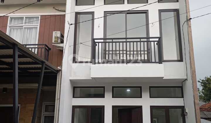 Rumah 2 Lantai Siap Huni di Cinangka Depok