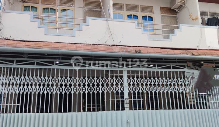 Rumah Jalan Tanjung Pura Gang Baiduri 2 Pontianak Selatan